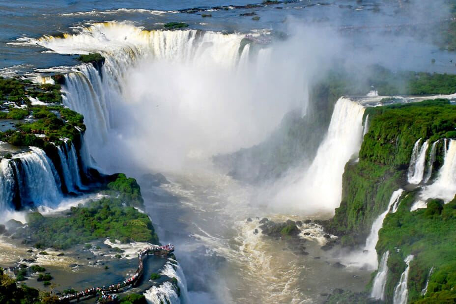 Top 07 belezas naturais que você precisa conhecer! As Cataratas do Iguaçu é uma delas-cataratas-do-iguaçu-belezas-naturais