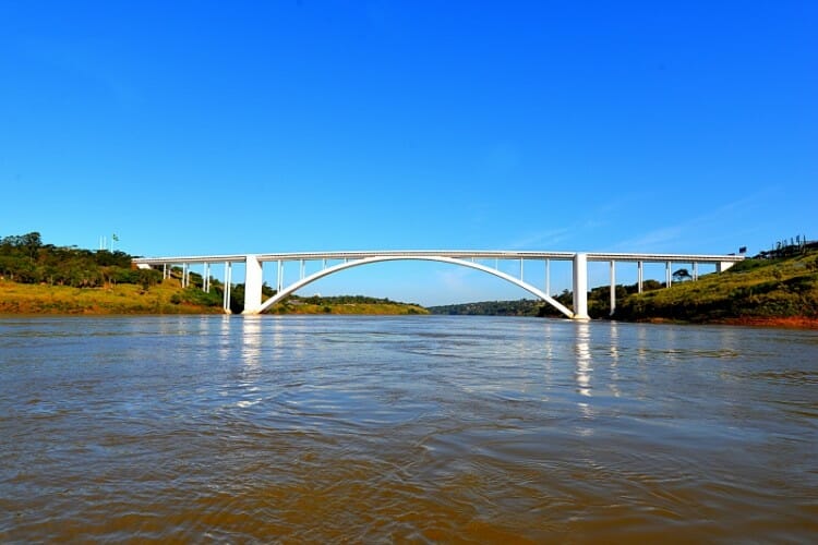 Encontro das Águas – Um maravilhoso passeio pelas águas dos rios Paraná e Iguaçu