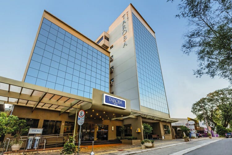 Tarobá Hotel