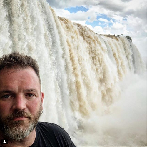 Rede Globo visita Foz do Iguaçu e conhece o centro de preservação de espécies do Parque das Aves.