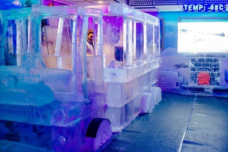 ESTÁ NEVANDO EM FOZ DO IGUAÇU! Conheça os bares com temperaturas abaixo de 0! ESTÁ NEVANDO EM FOZ DO IGUAÇU! Conheça os bares com temperaturas abaixo de 0!