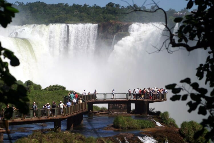 Conheça os passeios de Foz do Iguaçu que possuem acessibilidade para os visitantes