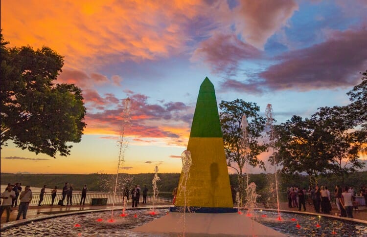 Pôr do Sol de Foz do Iguaçu é considerado um dos grandes atrativos da cidade