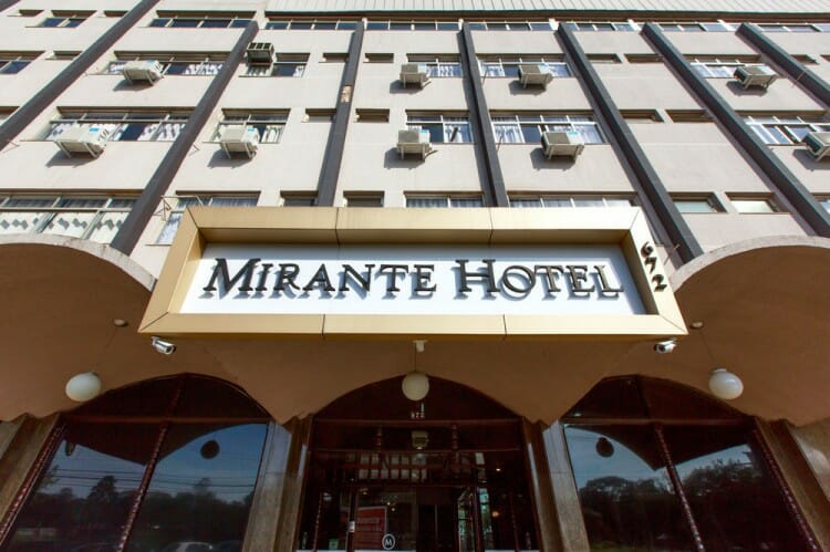 Procurando por hotel no centro de Foz do Iguaçu? O Mirante Hotel é a sua melhor opção!