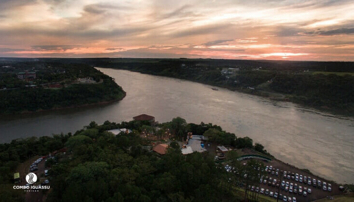 11 Passeios em Foz do Iguaçu "secretos" que você precisa conhecer! divisa paraguai e brasi.