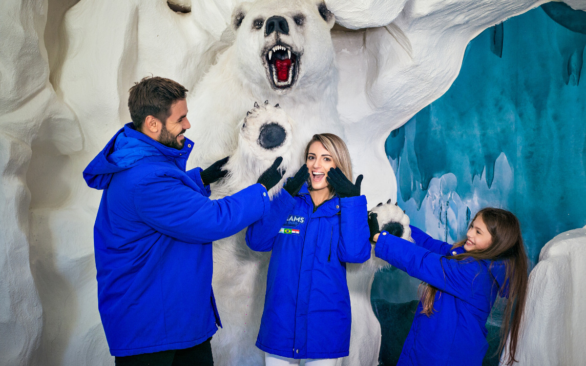 Dreams-Ice-Bar-3.png