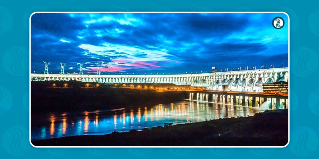 Passeio da Itaipu Iluminada