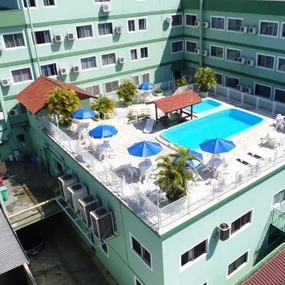 Visa aérea piscina