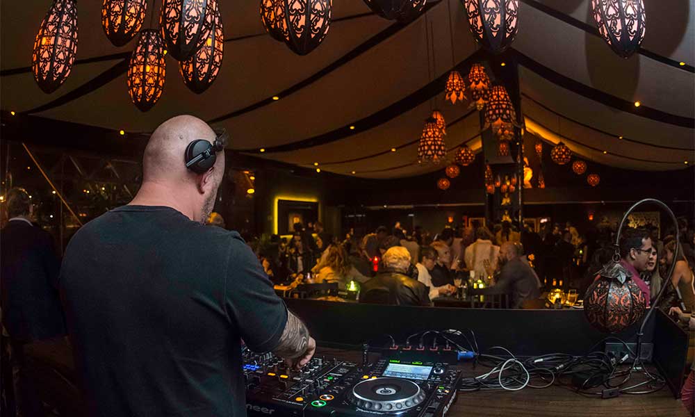 Saiba o porquê o Taj Bar está entre os melhores restaurantes de Foz do Iguaçu dj taj bar