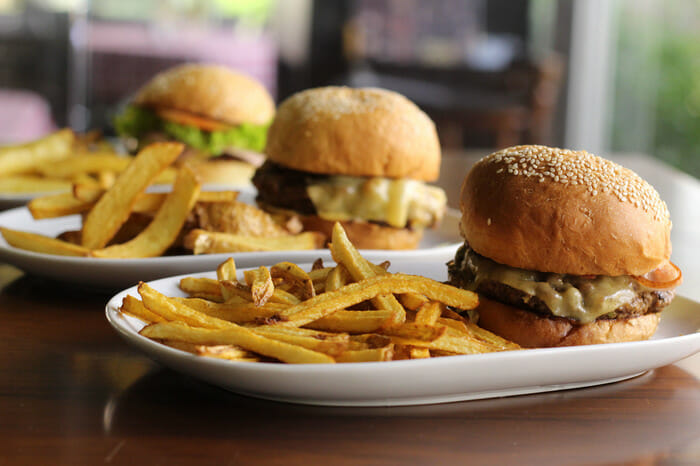 Vai fazer compras no Paraguai? Confira 8 dicas de onde comer em Ciudad del Este