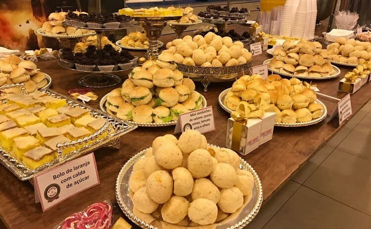 Buffet colonial - Marias & Maria