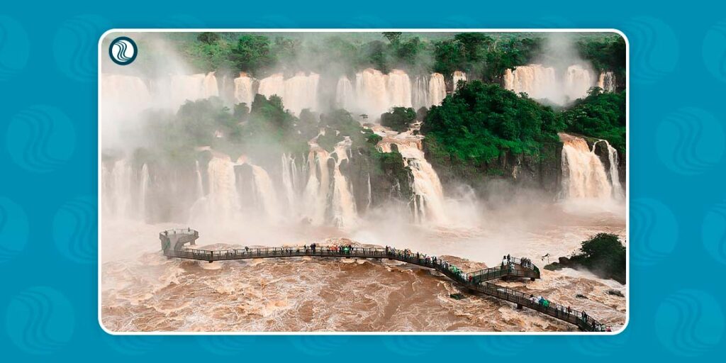 Passarela final do Espaço Naipi - Cataratas do Iguaçu